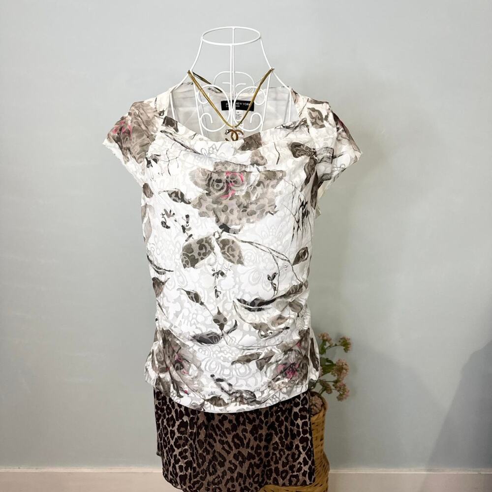 Cute vintage y2k white cowl neck cinched floral rose lace blouse top
